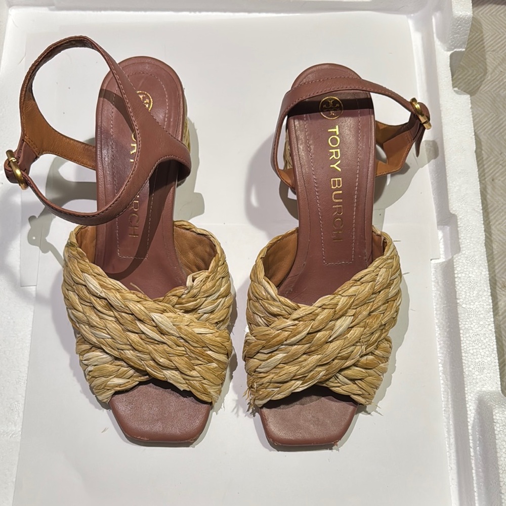 Tory Burch Tan and Brown Woven Sandals with Slingback Size 8.5